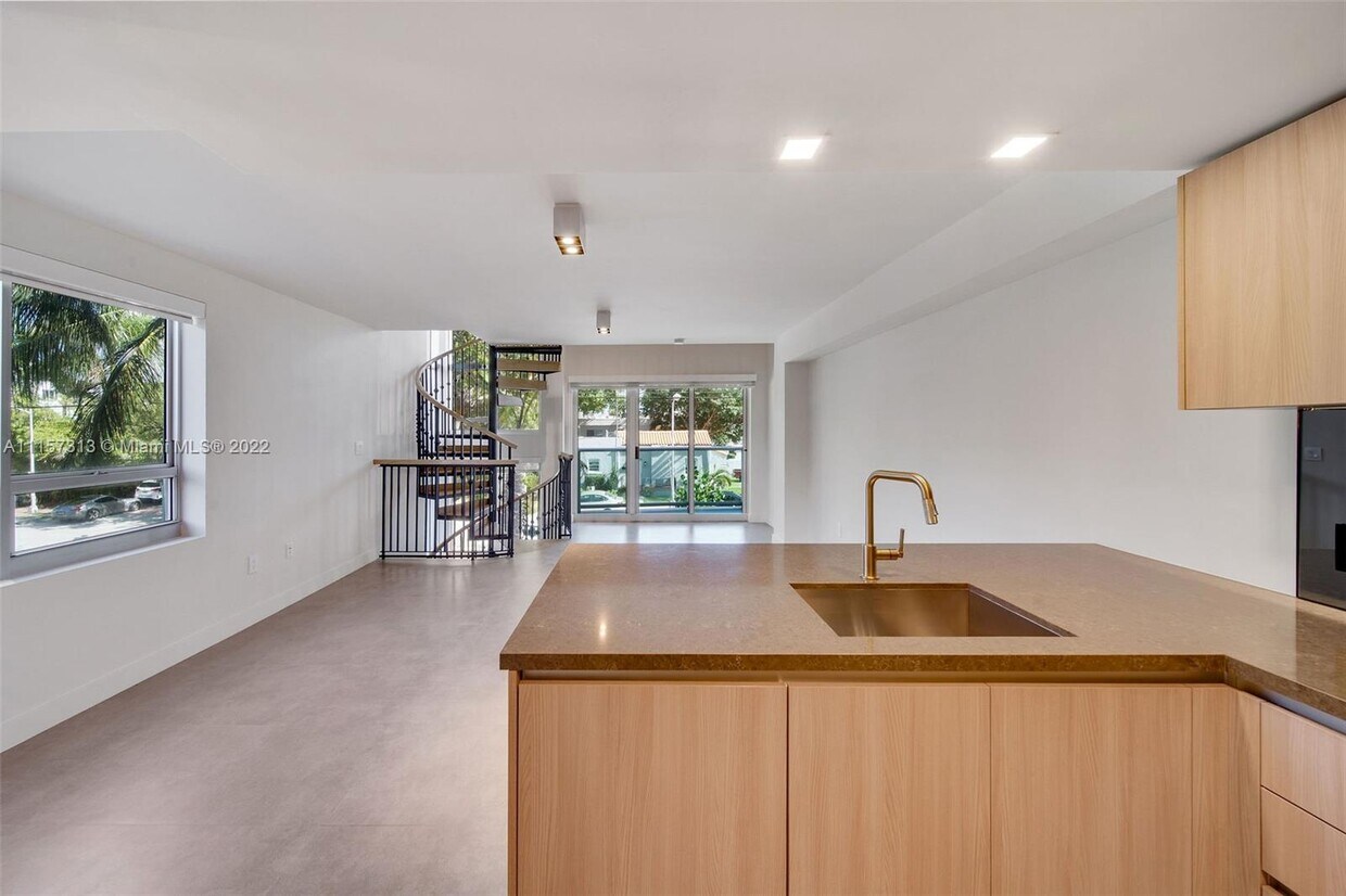 Foto principal - 1500 Bay Rd