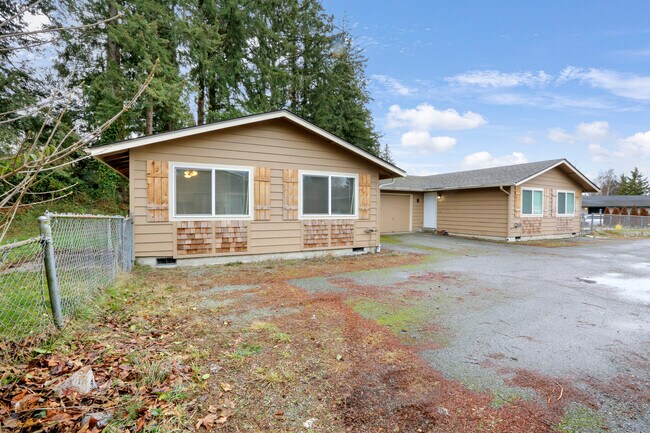 Building Photo - 24427 Richards Rd