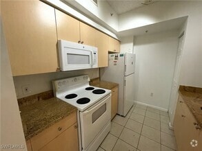 Building Photo - 1170 Reserve Way