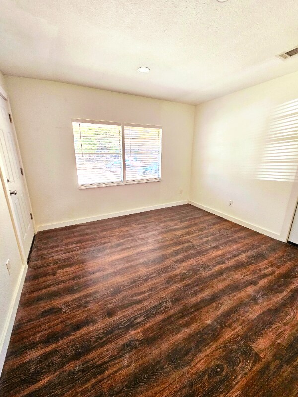 Foto del edificio - 1110 Wycliff Dr