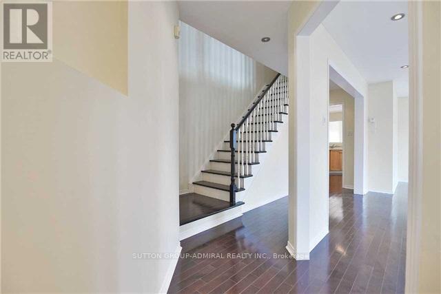 Building Photo - 838 Golden Farmer Way