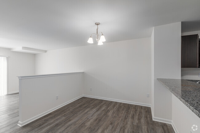 3 BR, 2.5 BA - 1600SF - Dining Area - Burton’s Crossing Townhomes