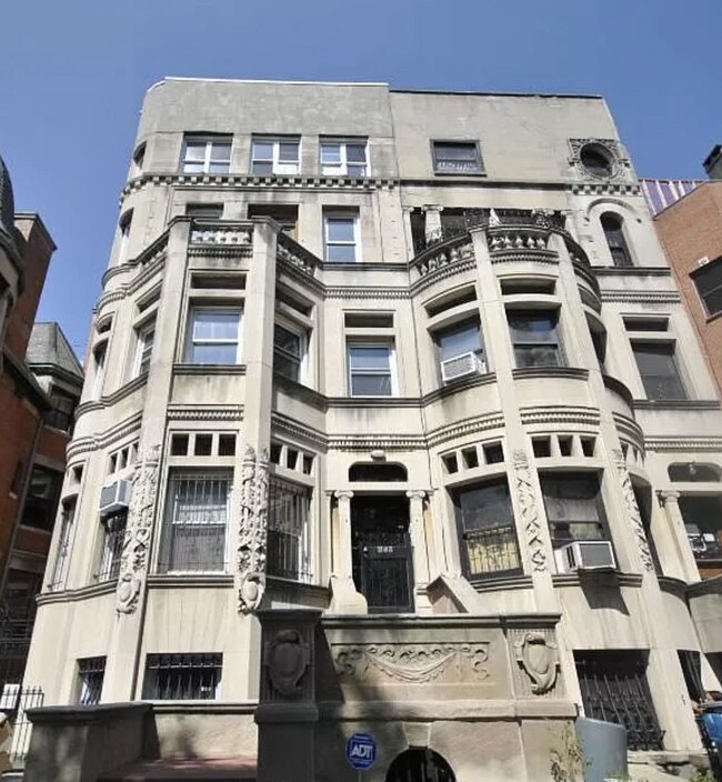 Building Photo - 859 Saint Marks Ave