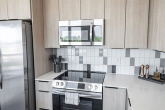 Building Photo - Anthem House