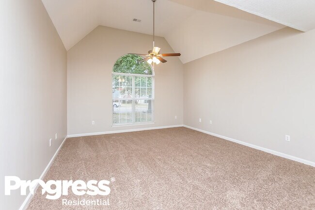 Building Photo - 7300 Fox Trace Cove