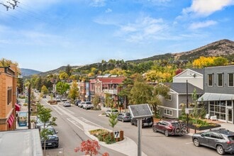 Building Photo - 227 Midland Ave