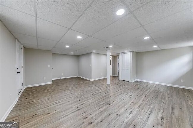 Foto del edificio - 32 Cherokee Ridge Rd