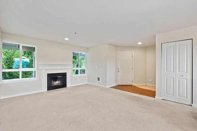 Foto del edificio - 3926 243rd Pl SE