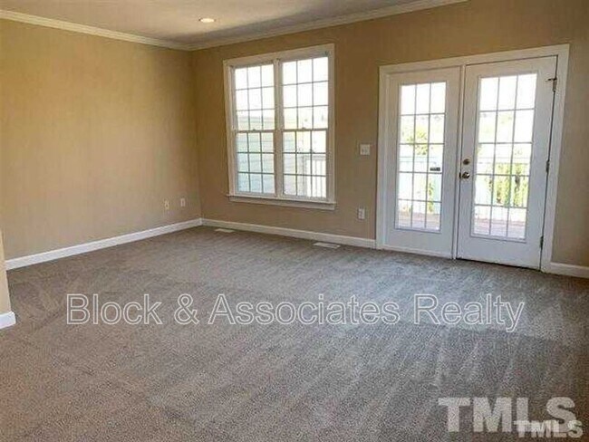 Foto del edificio - 601 Copperline Dr