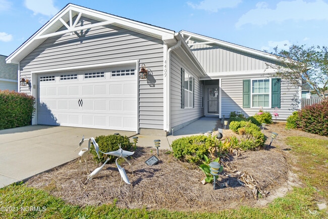 Building Photo - 4409 Dutch Elm Dr SE