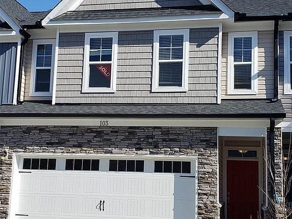 Foto principal - 103 Hidden Run Ln