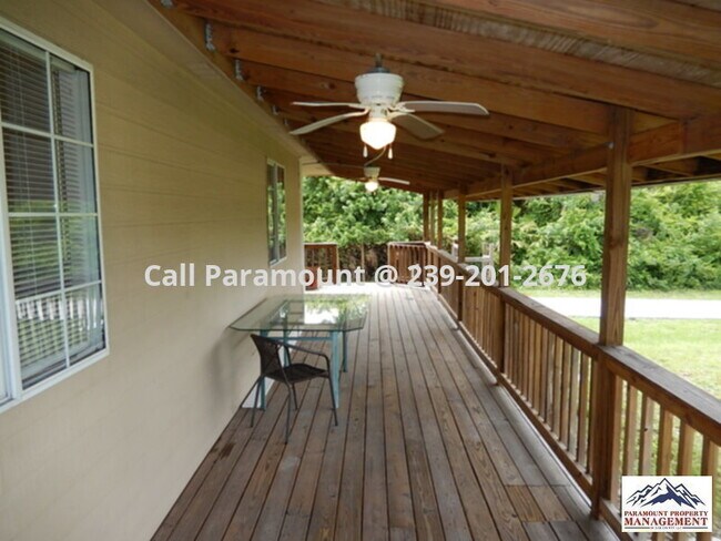 Building Photo - Won't Last Long!  Unique Lehigh Home with Fenced Yard