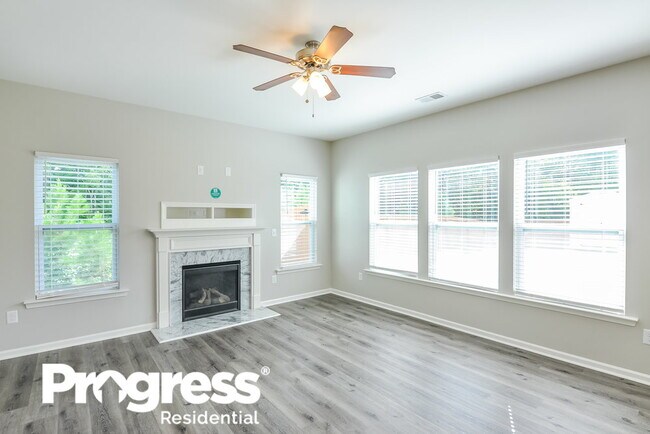 Building Photo - 105 Lakemont Dr
