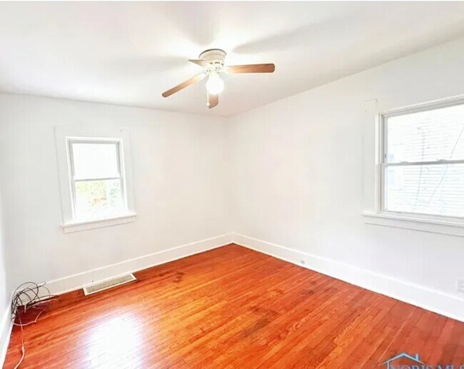 Foto del edificio - 2149 Alvin St