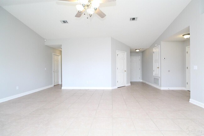 Building Photo - 9562 Parker Pl Dr