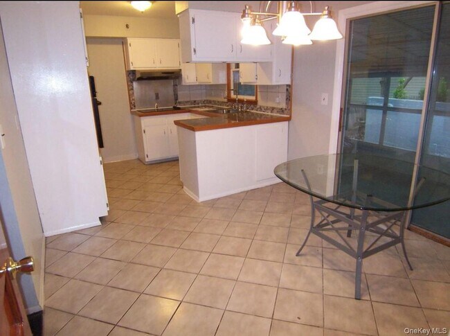 Foto del edificio - 3 Twilight Rd