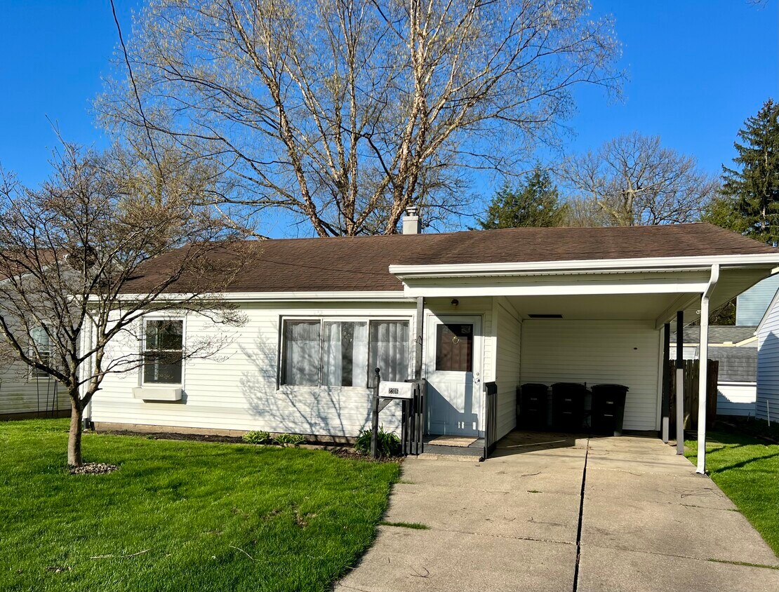 2316 Nesmith Lake Blvd, Akron, OH 44314 House Rental in Akron, OH