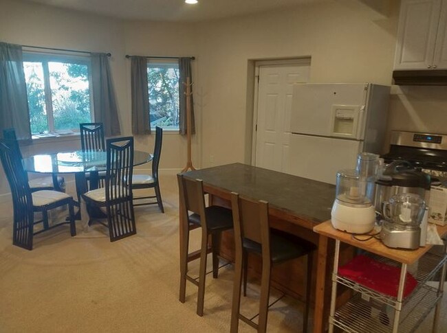 Foto del edificio - 13158 Sunset Ln