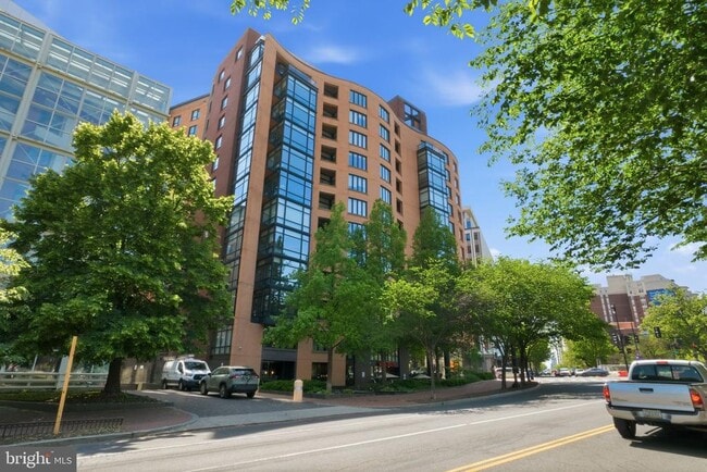 Building Photo - 1010 Massachusetts Ave NW