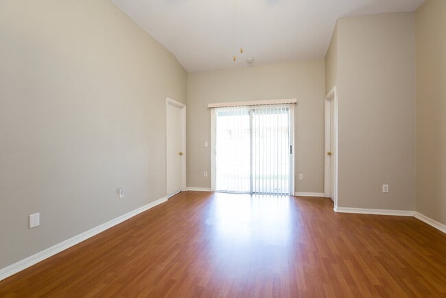 Building Photo - 3146 Pine Top Dr