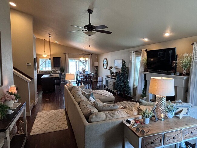 Foto del edificio - Beautiful West End Home