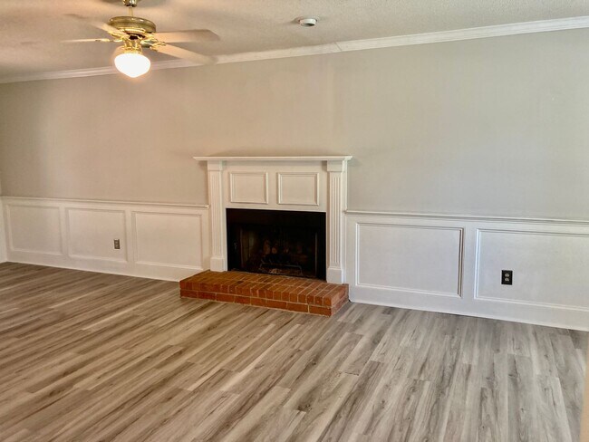 Foto del edificio - 4195 Litchfield Ln
