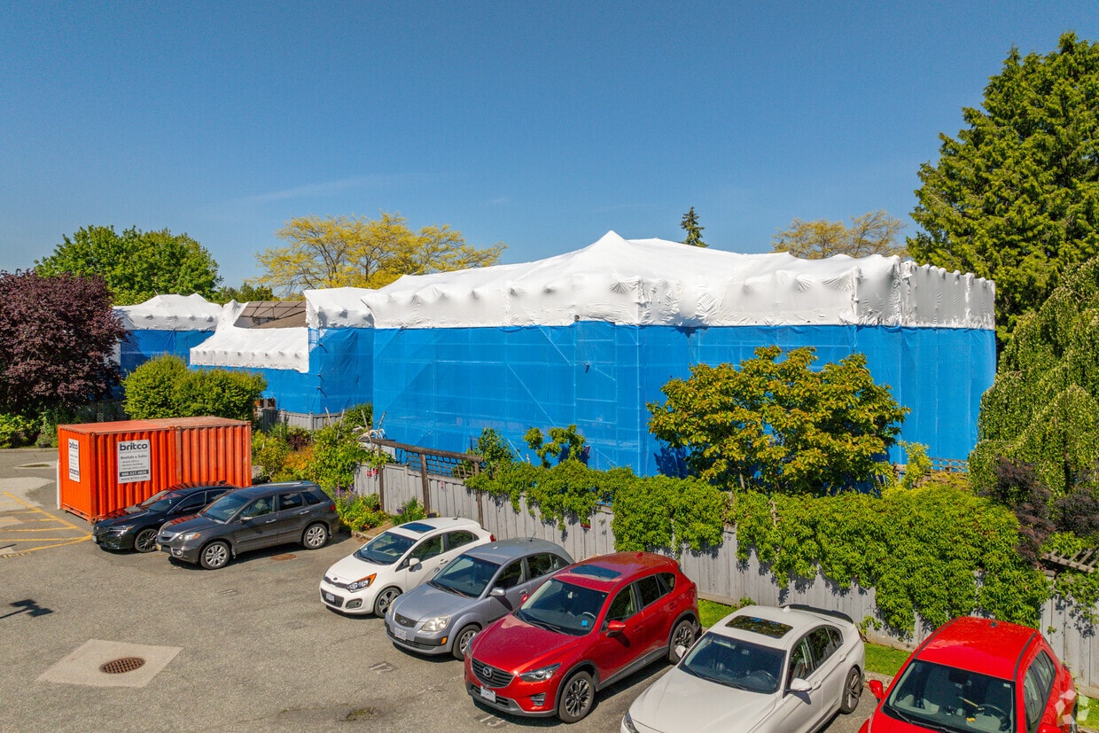 Building Photo - Minato West