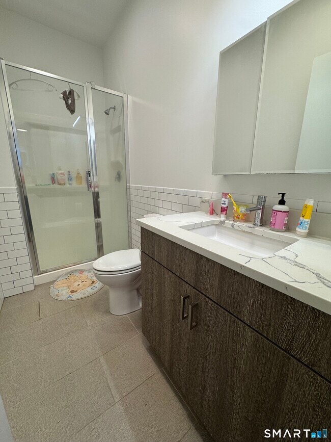 Foto del edificio - 19 Whitney Ave