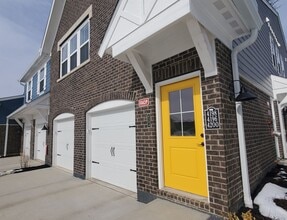 Building Photo - 4204 N Golden Clove Bnd