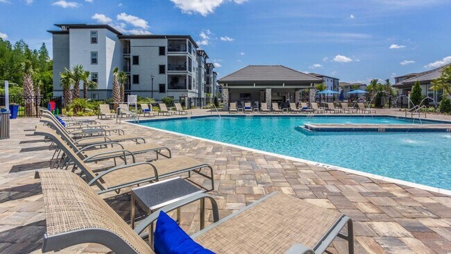 Foto del edificio - 14505 Westbrook Cir