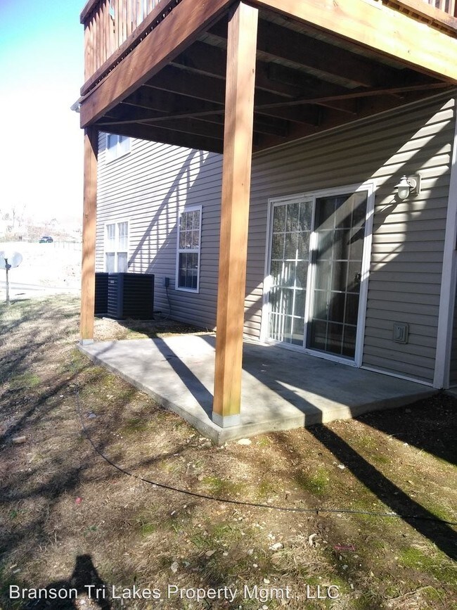 Building Photo - 170 Scholars Ct