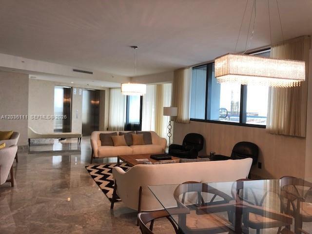Building Photo - 18555 Collins Ave