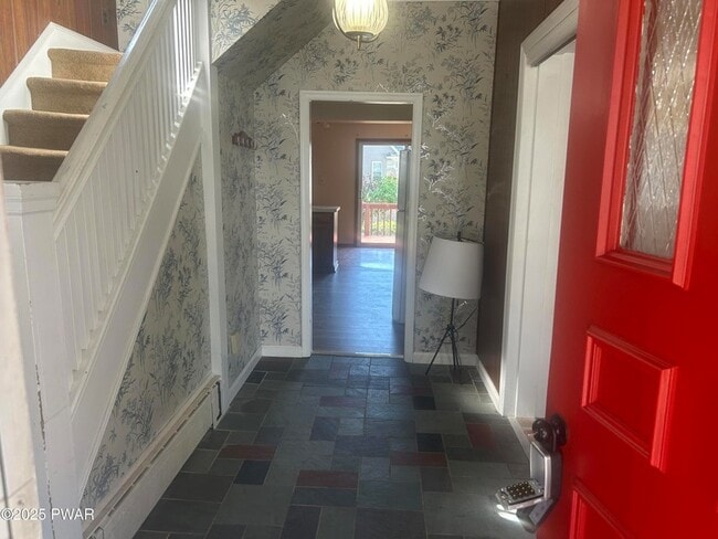 Foto del edificio - 2227 Capouse Ave