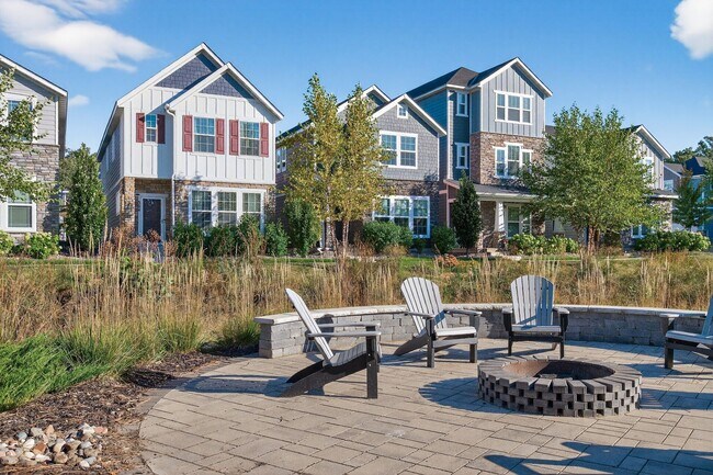 Foto del edificio - Anoka Detached Townhome