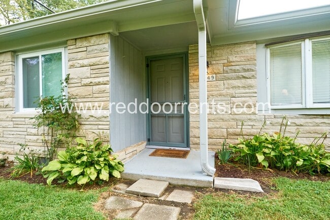 Building Photo - Coming Soon! Check out this adorable and a...