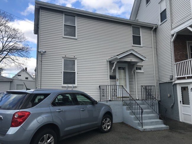 Building Photo - 23 Emerald St