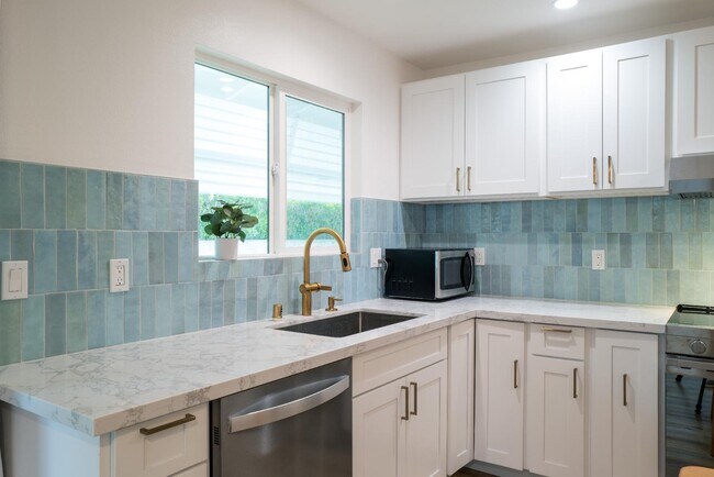 Foto del edificio - 1508 Farrington St