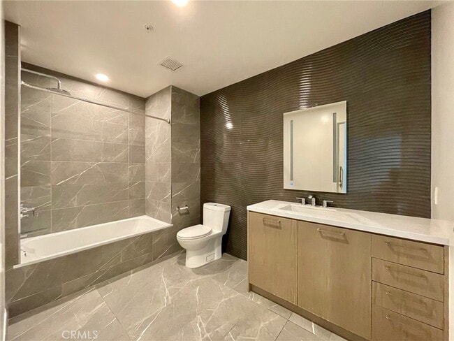 Foto del edificio - 400 S Broadway-1202-1202