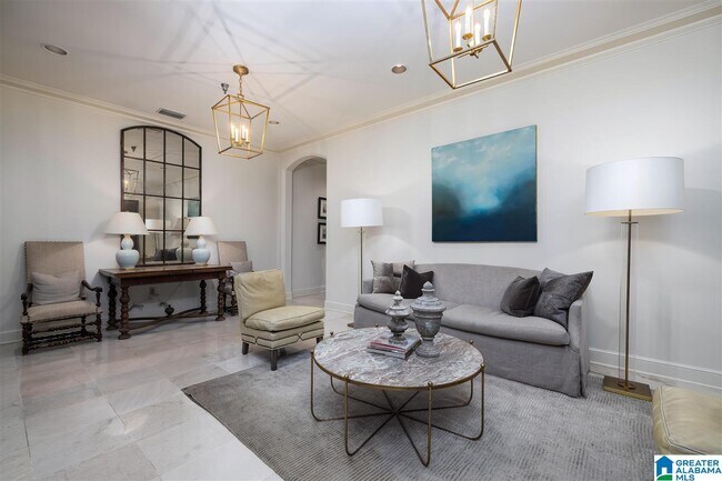 Foto del edificio - 521 Olde English Ln