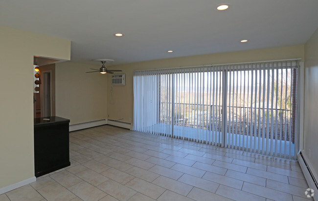 Foto del interior - Beechmont Towers Apartments