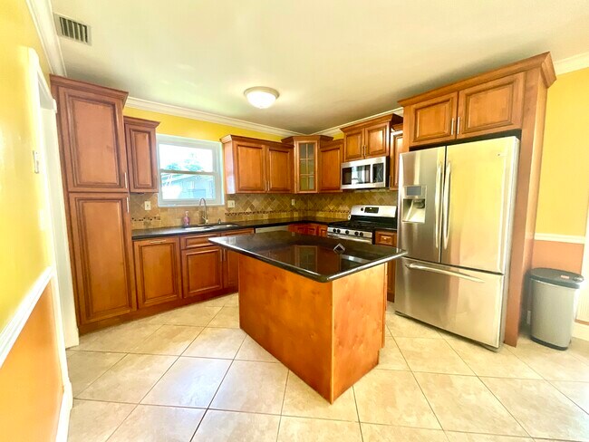 Foto del edificio - 19010 SW 96th Ave