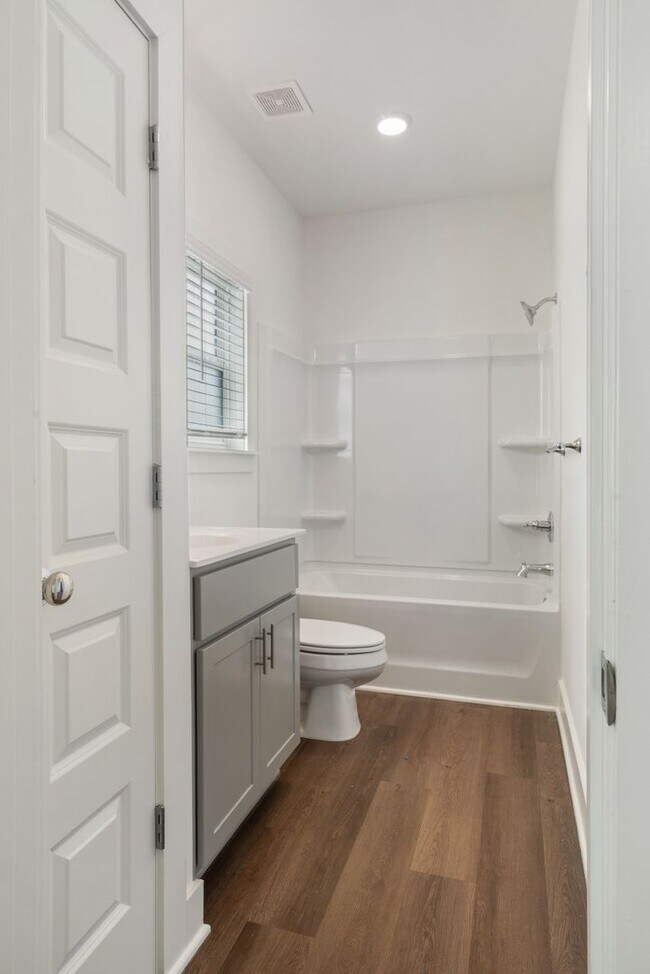 Be the 1st to live in this 3 bedroom house... House Rental in