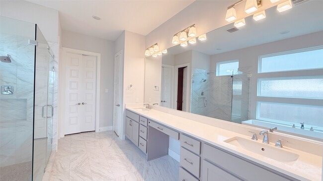 Building Photo - 5918 Emerald Ranch Ln