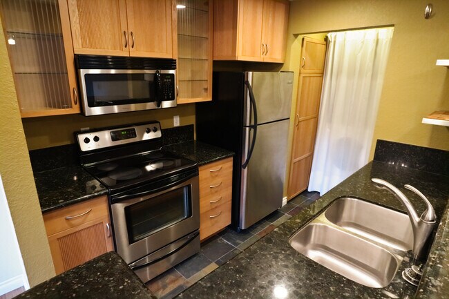 Foto del edificio - 725 9th Ave S