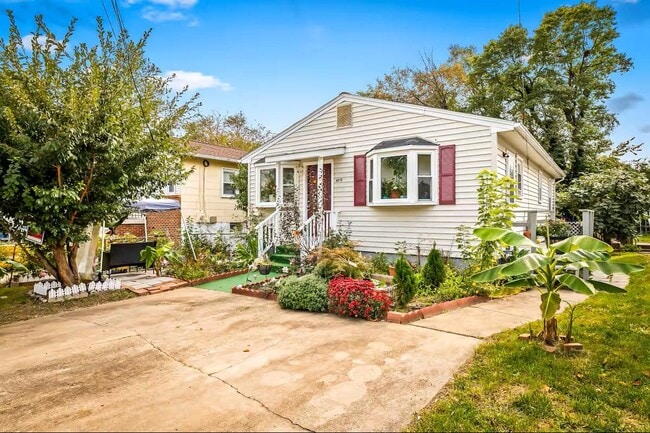 Building Photo - 4919 Manheim Ave