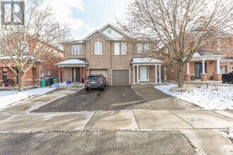 Building Photo - 32 Lockheed Crescent