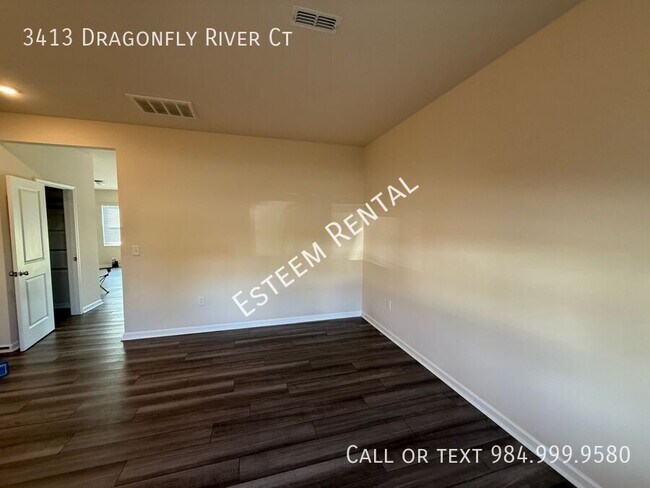 Building Photo - 3413 Dragonfly River Ct