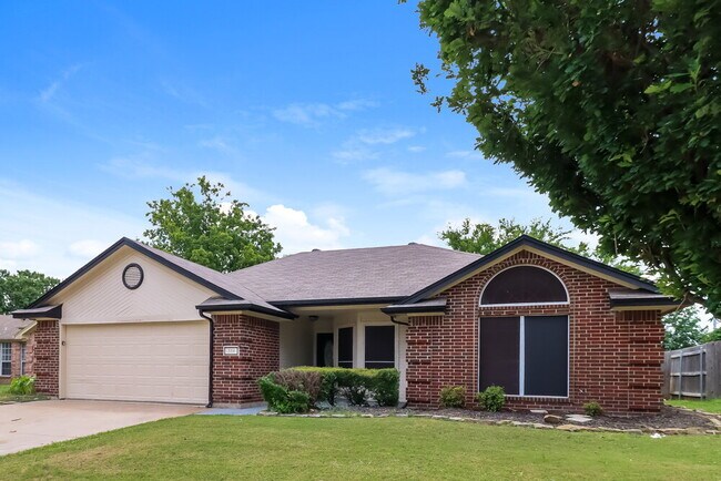 Foto del edificio - 504 NE Park Meadow Ln