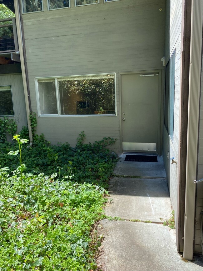 Building Photo - 9032 42nd Ave NE
