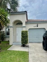 Building Photo - 670 NW 154th Ave